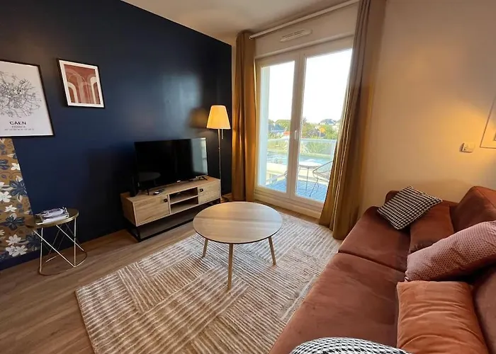 アパート Dahlia, Appt Cosy Avec Parking Et Balcon カーン